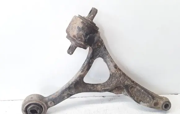 Volvo XC90 Front lower control arm/wishbone