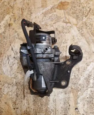 Peugeot 508 RXH Vacuum pump 9670101980 00928608