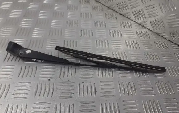 Ford Fusion Rear wiper blade arm 2S61-17406-AE
