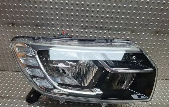 Dacia Sandero II Headlight/headlamp S26312812 260103529R