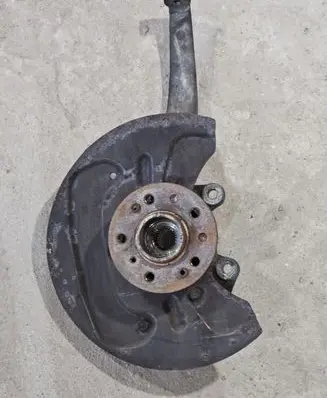 Mercedes-Benz GL X164 Front wheel hub A1643301720 A1643302320