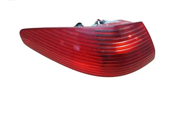 Peugeot 607 Rear/tail lights