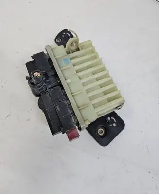 Coolant fan relay