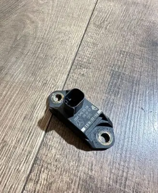 Mercedes-Benz R W251 Acceleration sensor 0045423518