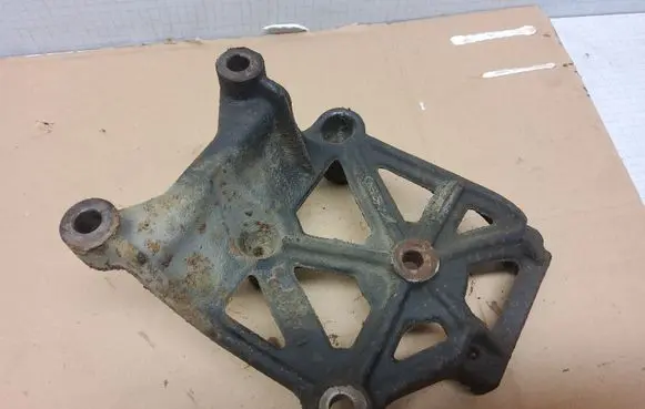 Mitsubishi Space Wagon Other engine bay part