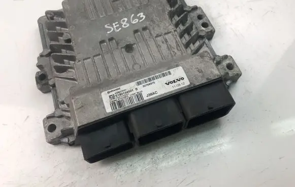 Volvo V50 Engine control unit/module 30788975