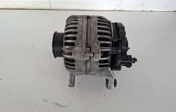 Volkswagen PASSAT B5.5 Generator/alternator 0986044330