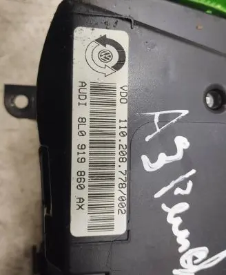 Audi A3 S3 8L Speedometer (instrument cluster) 8L0919860AX 110208778002