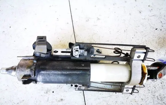 Skoda Fabia Mk1 (6Y) Steering wheel axle
