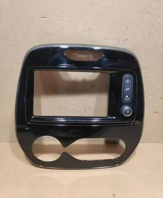 Renault Captur Head unit multimedia control 682701605R