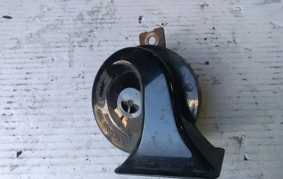 Renault Scenic II - Grand scenic II Horn signal 8200082333