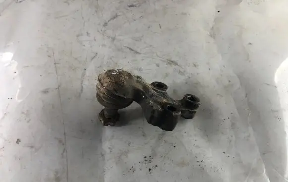 KIA Sorento Front ball joint 