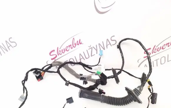 Volvo XC40 Front door wiring loom 32218853AA C52481019 FRA0NTD00R2
