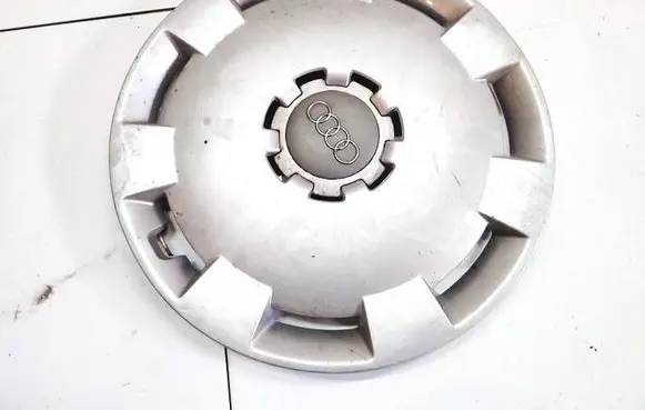 Audi A3 S3 8P R16 wheel hub/cap/trim 8P0601147 8P0601147A