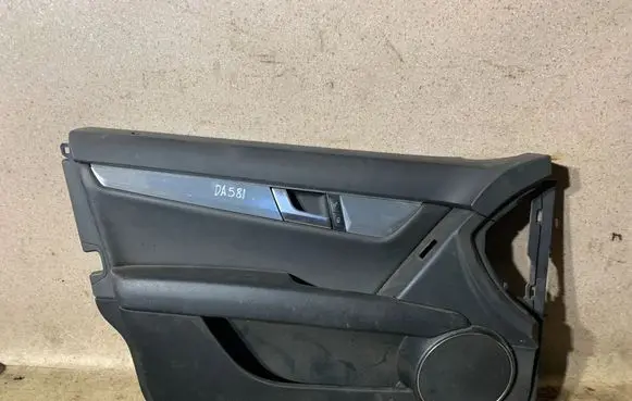Mercedes-Benz C W204 Front door card panel trim A2047200589