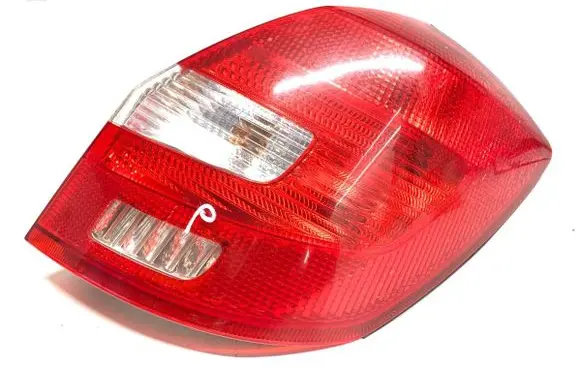 Skoda Fabia Mk1 (6Y) Rear/tail lights 5J6945112