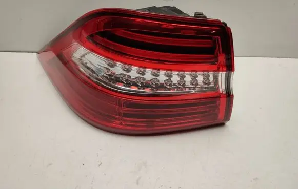 Mercedes-Benz ML W166 Rear/tail lights A1669063501