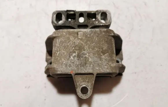 Audi A3 S3 8L Engine mount bracket 1J0199556
