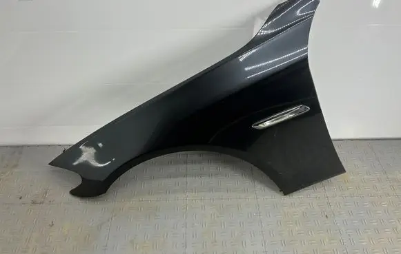 BMW 5 F10 F11 Fender 