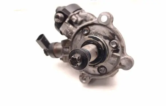 Mini Cooper Countryman R60 Fuel injection high pressure pump 7823452 0445010519