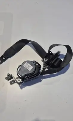Dodge Challenger Front seatbelt 