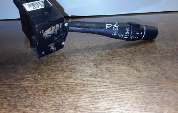 Nissan Almera N16 Wiper control stalk 36990B