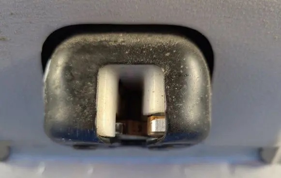 Nissan Leaf I (ZE0) Tailgate/trunk/boot lock/catch/latch 