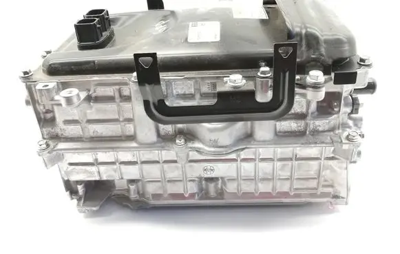 Toyota Yaris Cross Voltage converter inverter G920052330