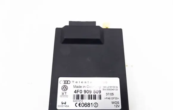 Audi A3 S3 8P Auxiliary heating control unit/module 4F0909509