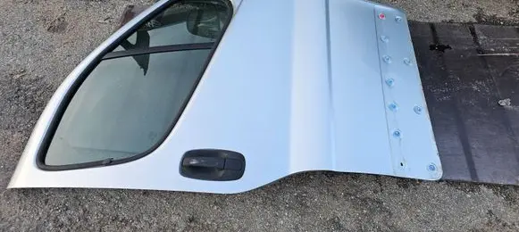 Opel Vivaro Front door