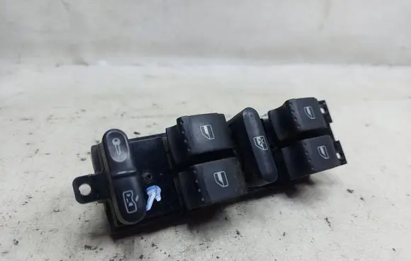 Volkswagen Golf IV Electric window control switch 1J4959857D F005S00162