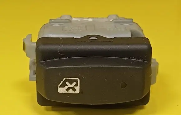 Renault Scenic II - Grand scenic II Central locking switch button 28082