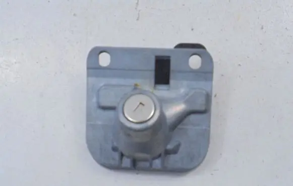 Volvo S60 Front door lock (next to the handle) 31253043