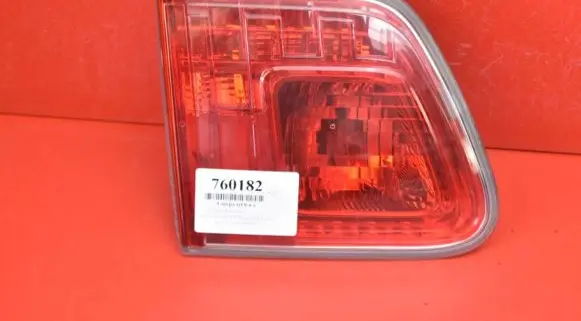 Toyota Avensis T270 Rear/tail lights