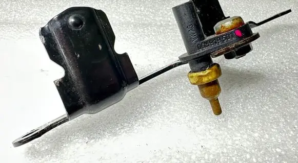 Audi RS5 Coolant temperature sensor 06M919501