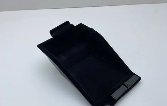 BMW 5 F10 F11 Glove box 9192994 112420