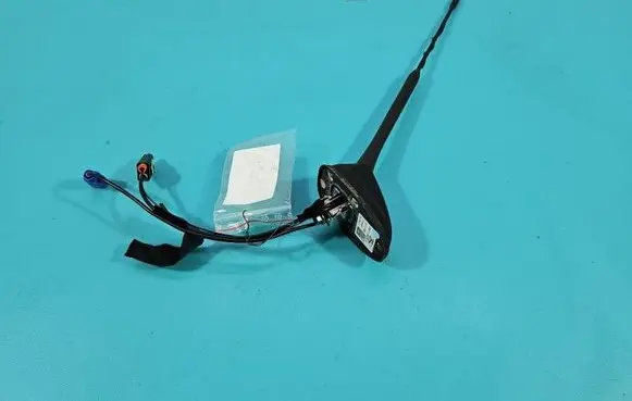 Ford C-MAX II Radio antenna AM5T18828DE IMPRK1575199