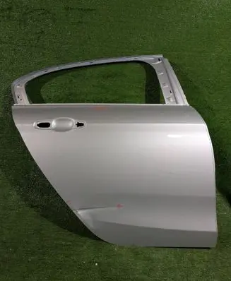 Fiat Tipo Rear door 