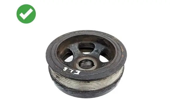 Mercedes-Benz CLS C219 Crankshaft pulley 2218470 2218