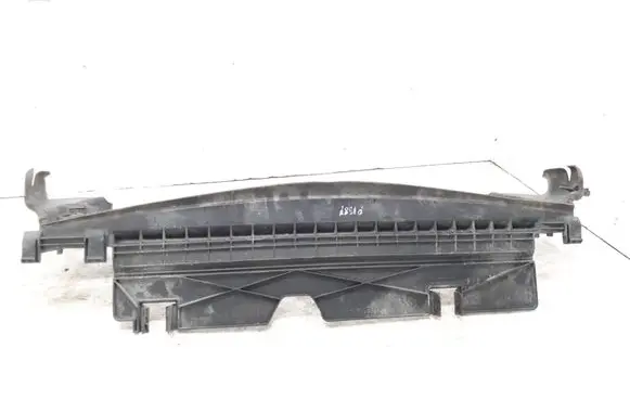 Mercedes-Benz C W205 Bonnet wind deflector A2055050730