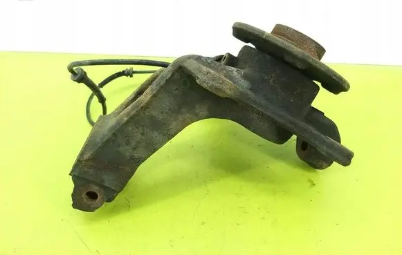 Toyota Aygo AB10 Front wheel hub spindle knuckle 