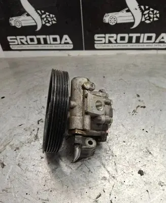 Mercedes-Benz ML W164 Power steering pump a0044668301