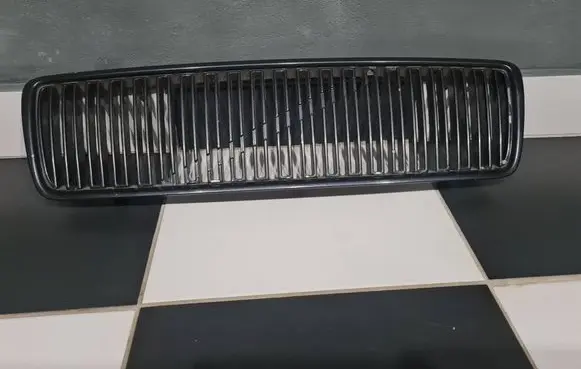 Volvo S80 Front bumper upper radiator grill 9178087