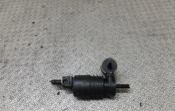 Opel Meriva A Windscreen/windshield washer pump