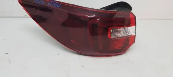 Opel Grandland X Rear/tail lights 81660101