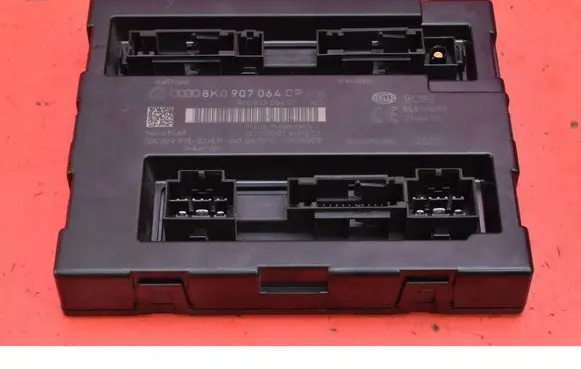 Audi A4 S4 B8 8K Comfort/convenience module 8K0907064CP