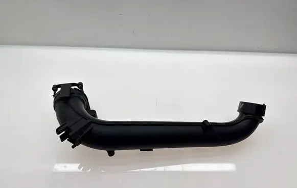 Intercooler hose/pipe