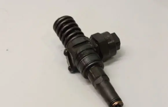 Ford Galaxy Fuel injector 038130073AC