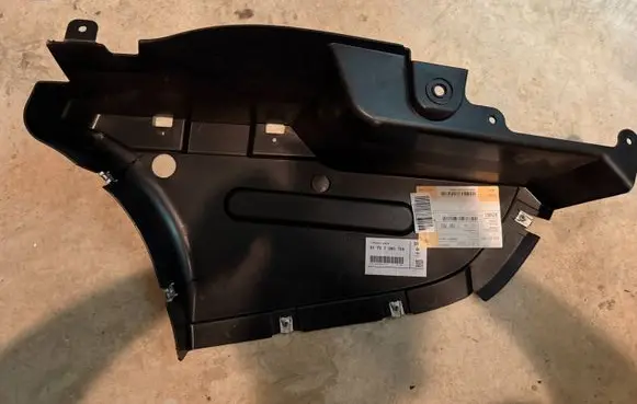 BMW 4 F36 Gran coupe Rear bumper underbody cover/under tray 7260769