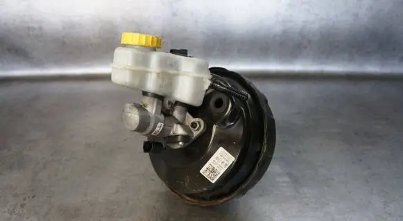 Volkswagen Polo V 6R Brake booster 6R2614105L